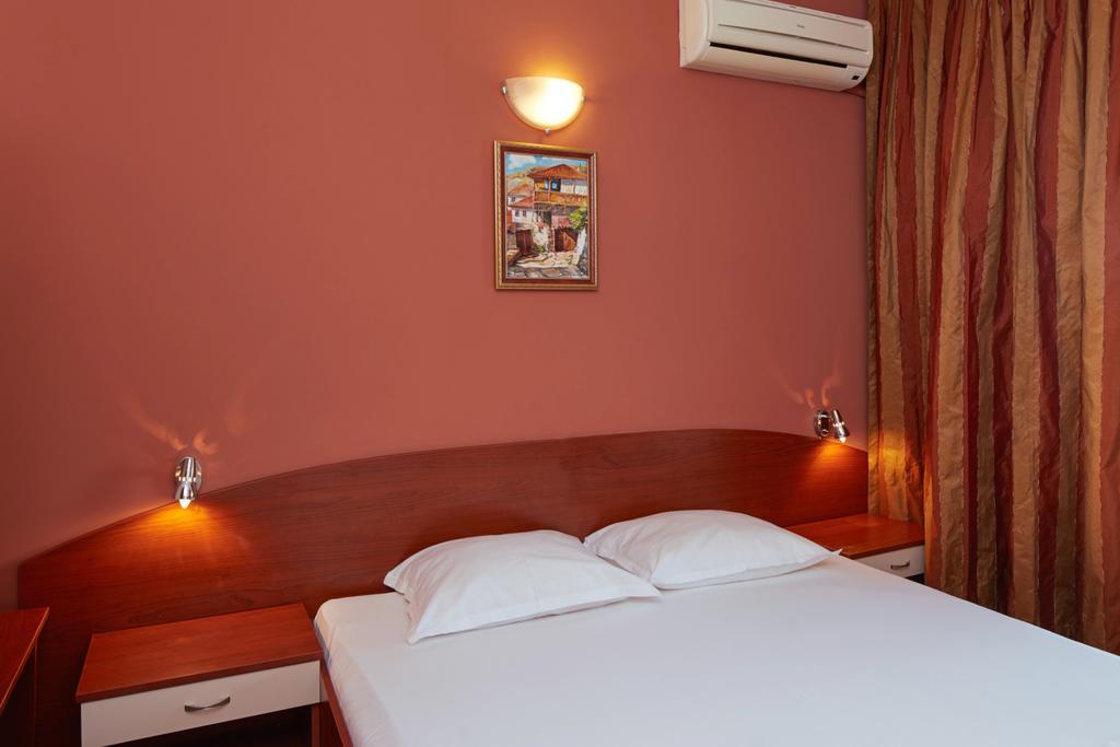 Guesthouse Kirov Равда Экстерьер фото