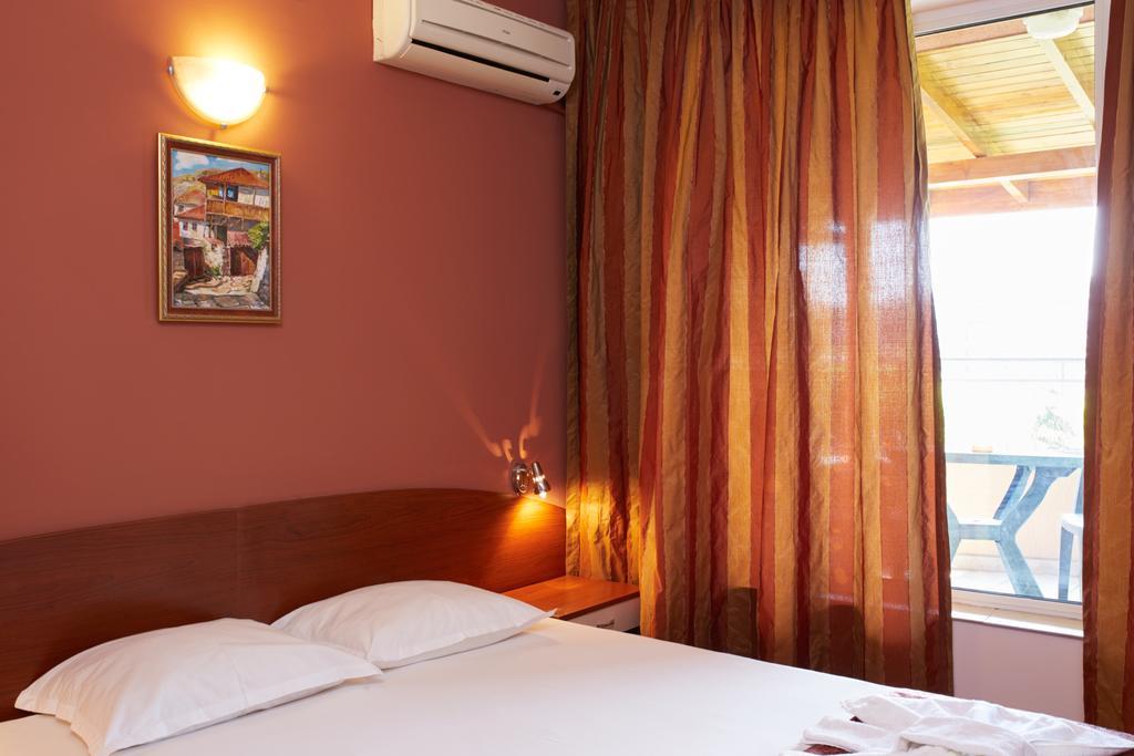 Guesthouse Kirov Равда Экстерьер фото