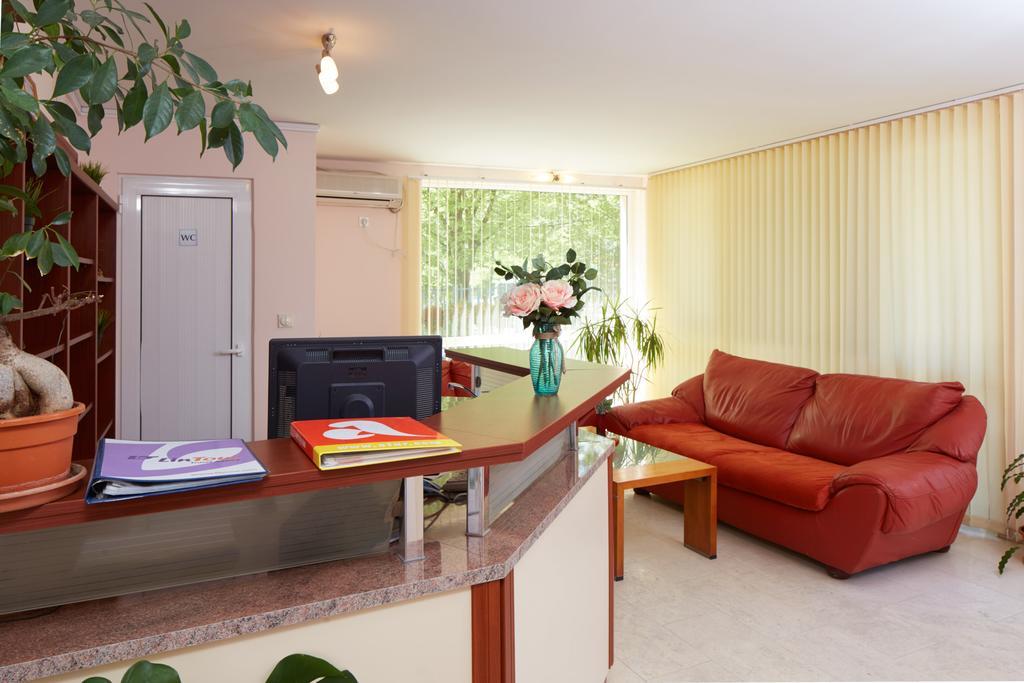 Guesthouse Kirov Равда Экстерьер фото